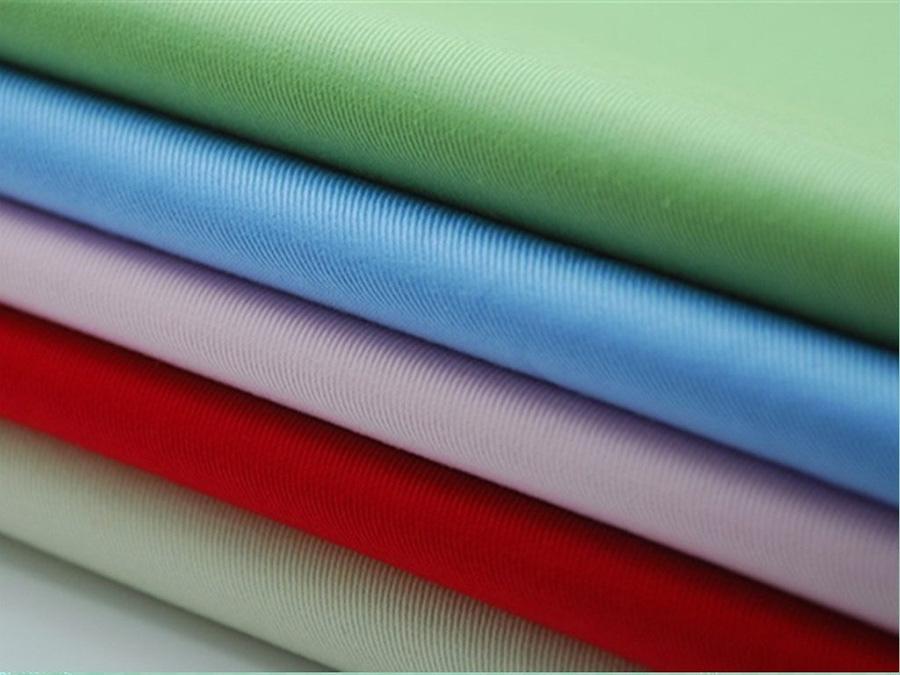 Cotton là chất liệu được nhiều đơn vị lựa chọn để may đồng phục