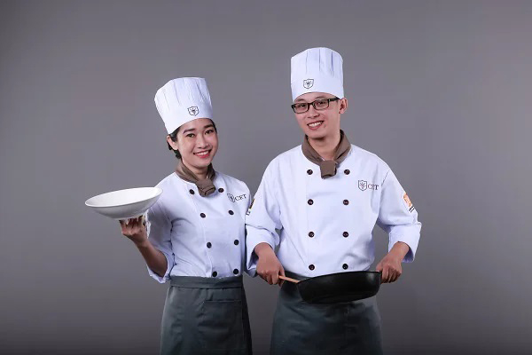 Đồng phục Khánh Hòa chuyên cung cấp đồng phục cho các đầu bếp