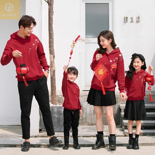 Bộ đồ đồng phục gia đình Tết hoodie màu đỏ nỉ bông cao cấp 2023