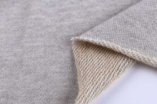 Vải thun da cá được dệt kim đan chéo lên nhau
