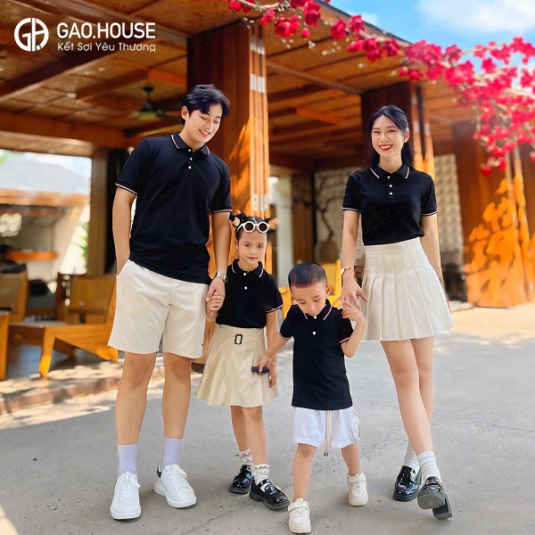 Áo váy gia đình đi biển có cổ 