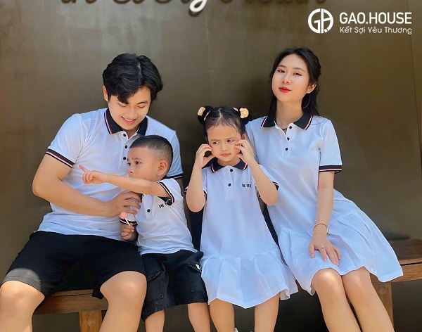 mẫu áo váy gia đình đi biển đẹp