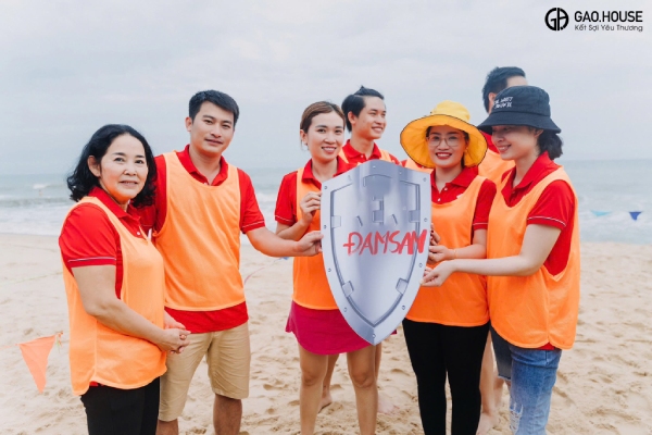 may áo đồng phục gia đình đi biển đẹp