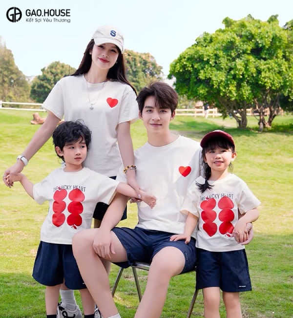 may áo gia đình đi biển đẹp