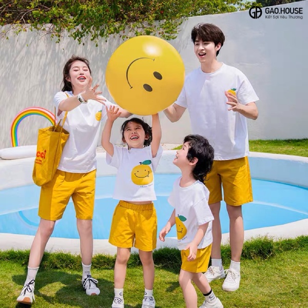 Quần áo gia đình đi biển in hình hoa quả đẹp 