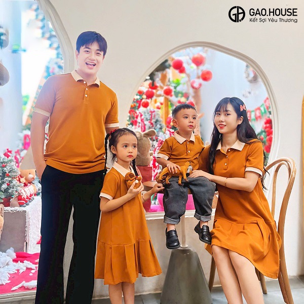 Áo đồng phục gia đình có cổ dự tiệc