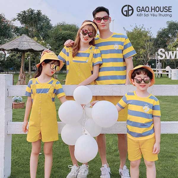 Áo gia đình của Gạo House có giá thành sản phẩm tốt