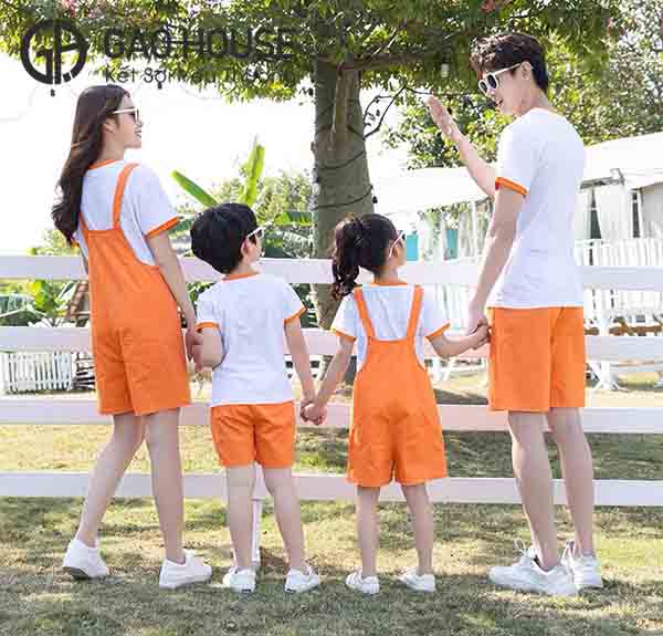 Váy yếm gia đình màu cam trẻ trung, năng động