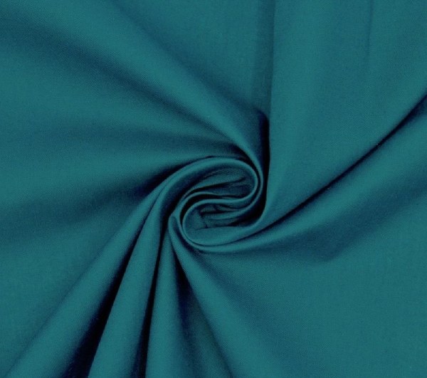 Vải Poly Thái có bề mặt bóng mịn