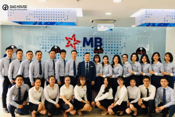 Đồng phục MB Bank