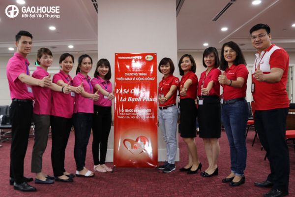 Đồng phục Techcombank