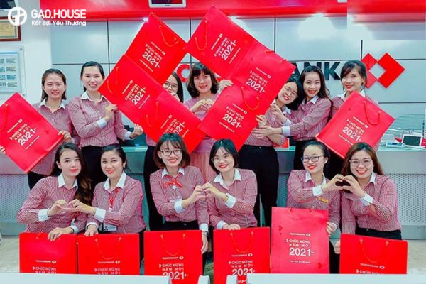 Đồng phục Techcombank