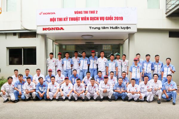 Đồng phục Honda