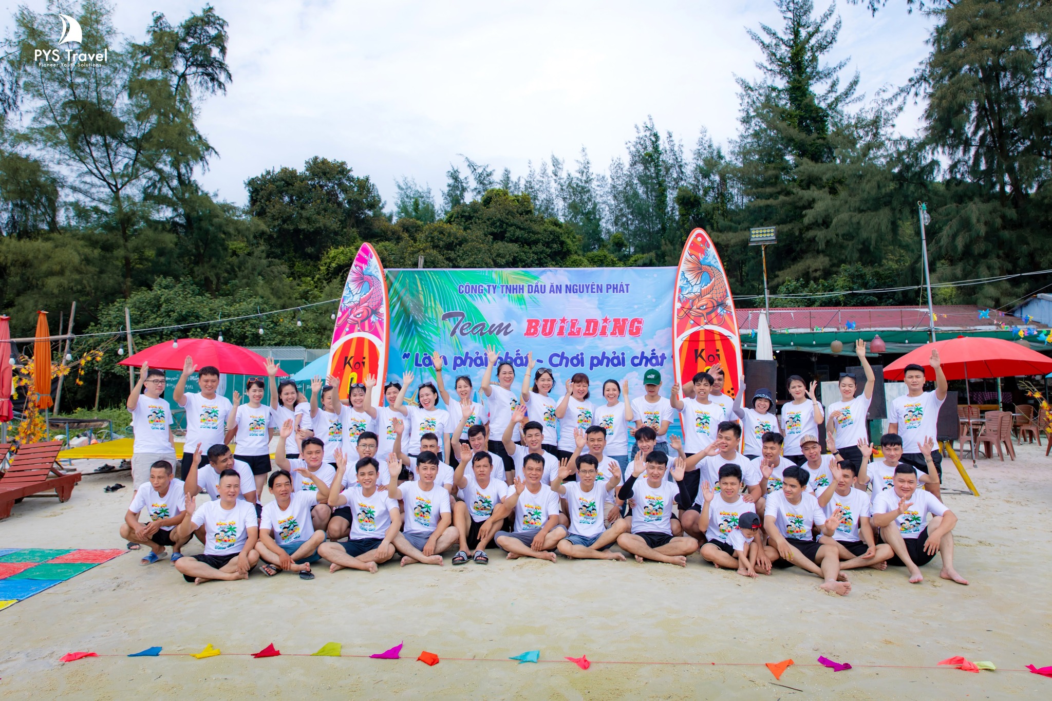 May áo nhóm du lịch biển