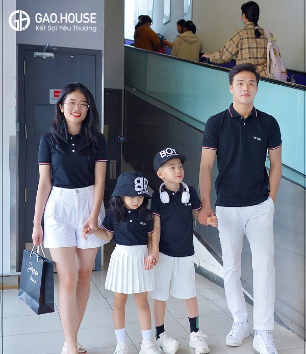 Áo thun đồng phục gia đình có cổ in logo  