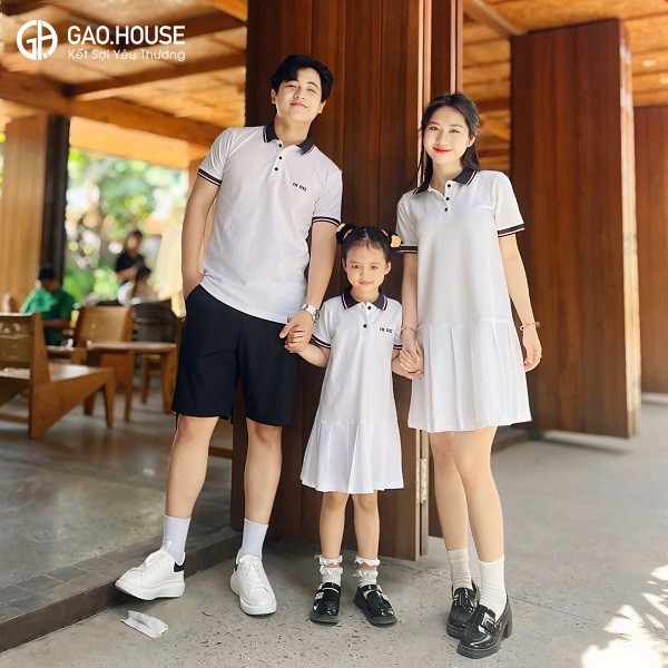 Áo thun đồng phục gia đình có cổ phối màu đẹp 