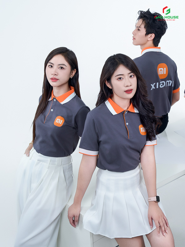 Đồng Phục Xiaomi Màu Xanh Phối Cổ Cam