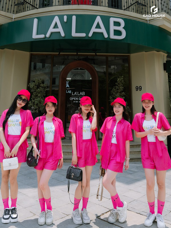 áo nhóm sơ mi đũi màu hồng đi biển