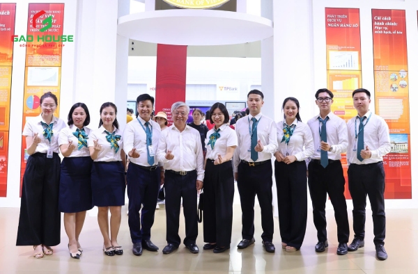 áo sơ mi đồng phục ngân hàng bIDV