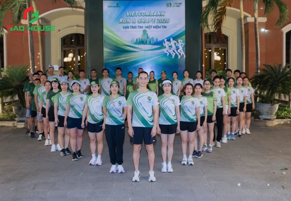đồng phục ngân hàng Vietcombank