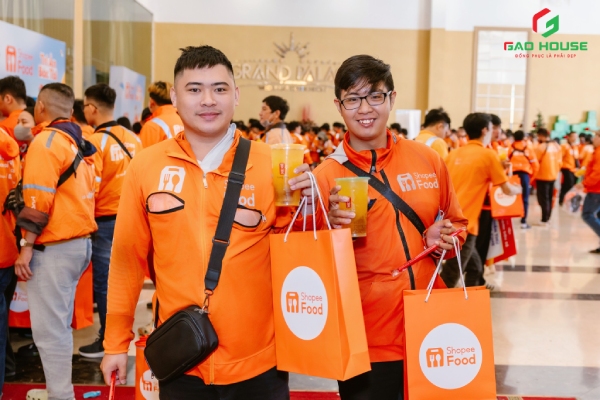 Đồng phục ShopeeFood bao nhiêu tiền