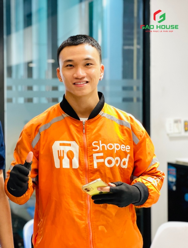 đồng phục ShopeeFood bao nhiêu