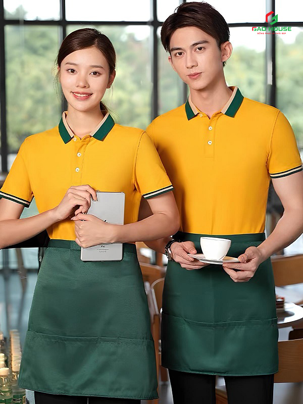 in đồng phục nhà hàng