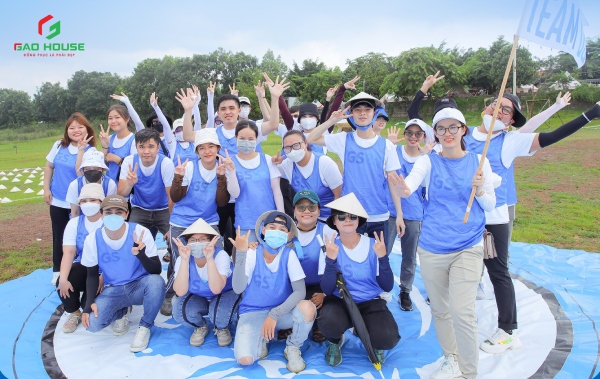May đồng phục GS25 team building