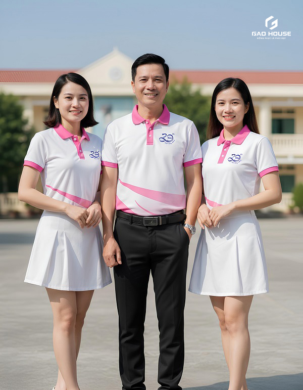 may in đồng phục họp lớp