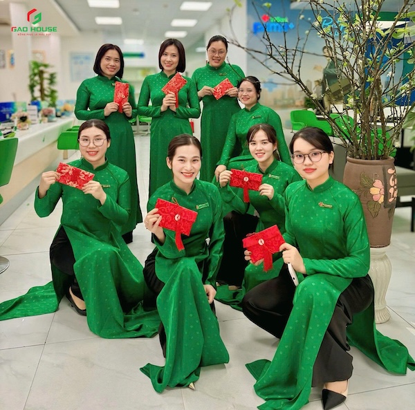 Áo dài đồng phục VPBank