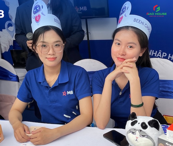 Đồng phục ngân hàng MB