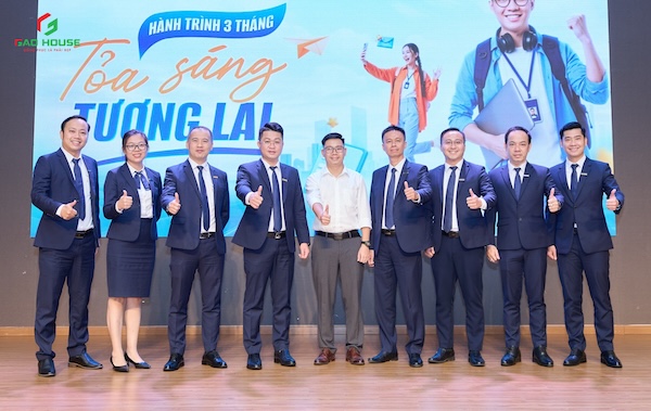 Đồng phục nam Sacombank