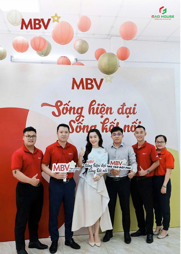 Đồng phục sơ mi ngân hàng MBV