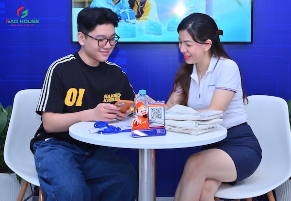 May áo đồng phục Sacombank