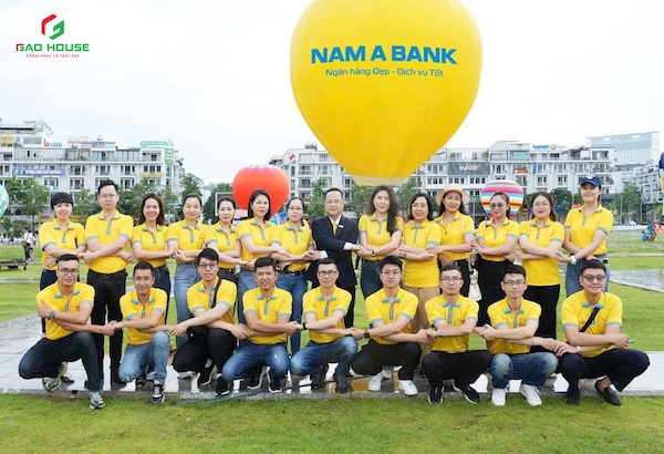 May in áo đồng phục Nam Á Bank