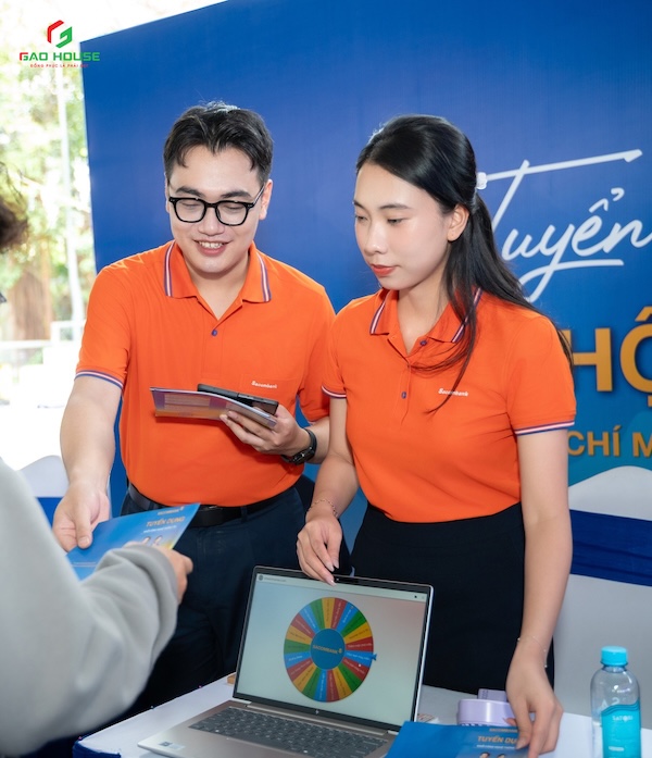 Sacombank đồng phục