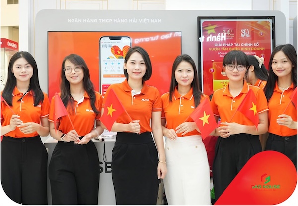 Đồng phục Maritime bank