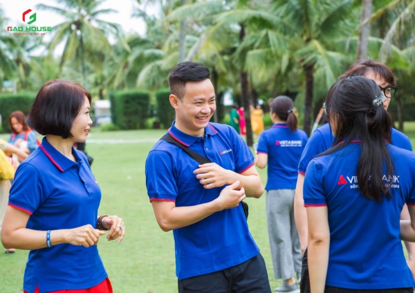 đồng phục ngân hàng Việt Á